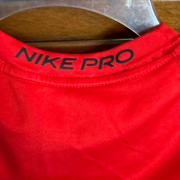 Nike Pro men’s L Dri Fit fitted shirt red EUC - Picture 5 of 5